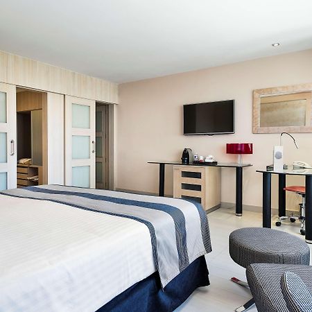 The Level At Melia Sevilla מראה חיצוני תמונה