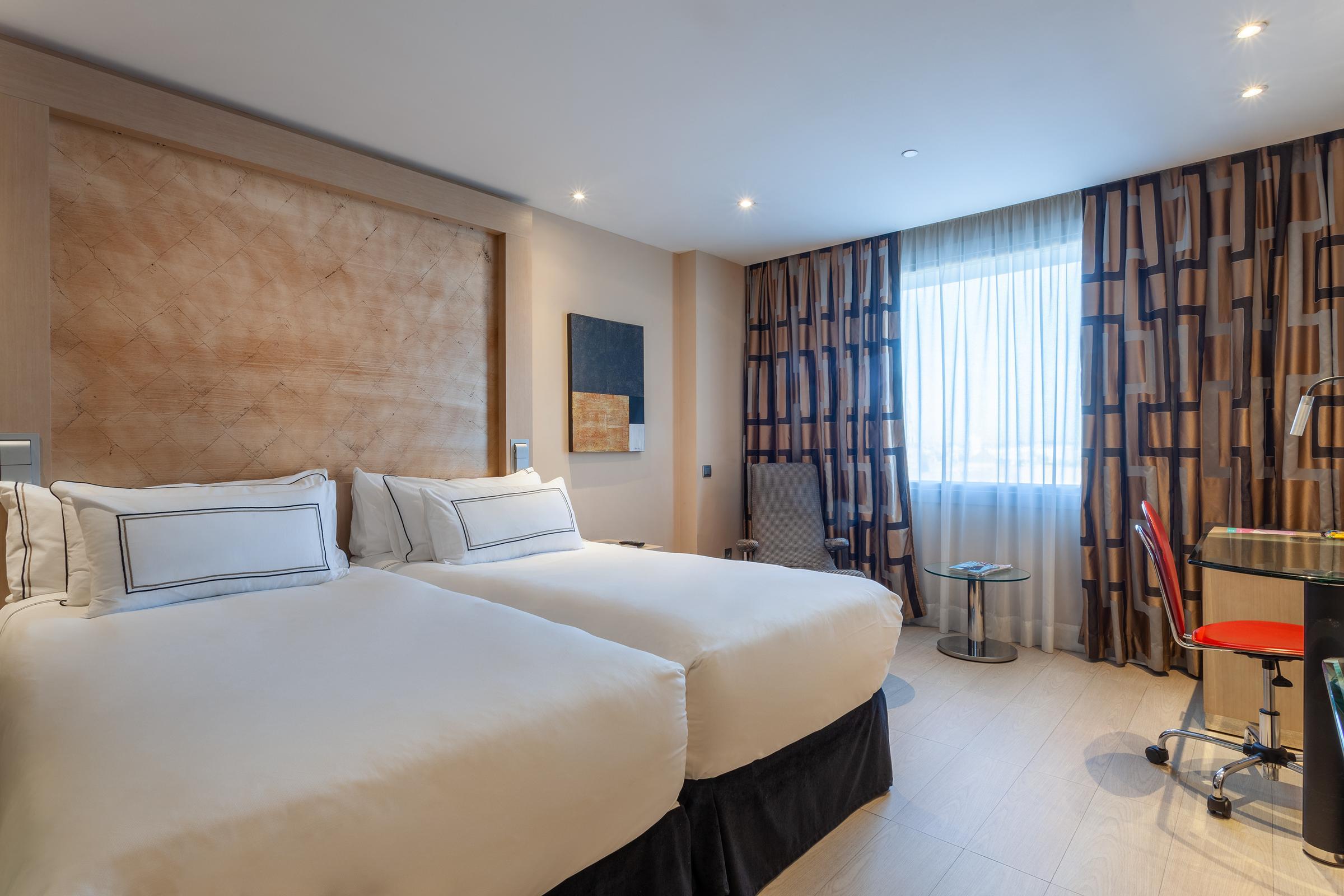 The Level At Melia Sevilla מראה חיצוני תמונה