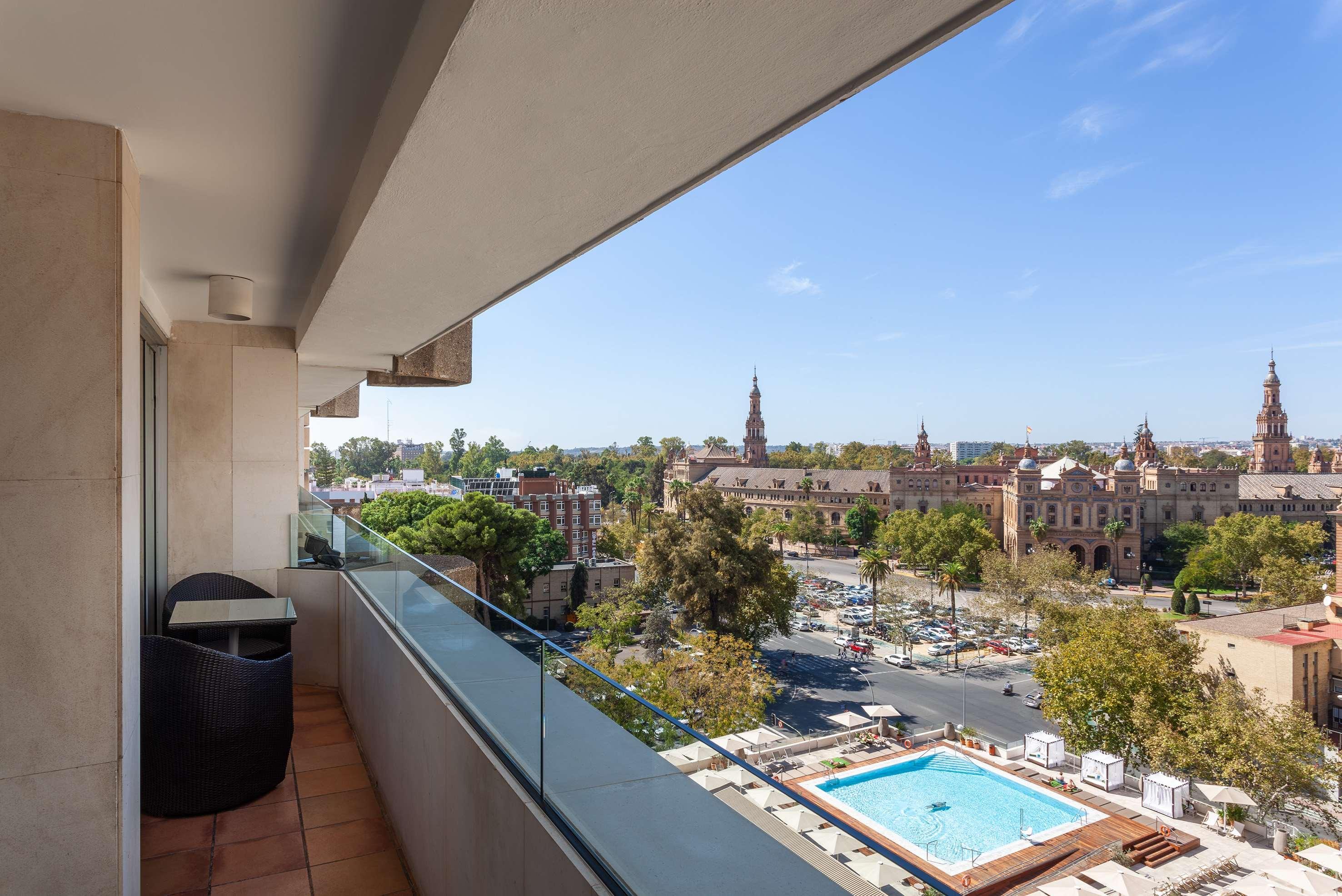 The Level At Melia Sevilla מראה חיצוני תמונה