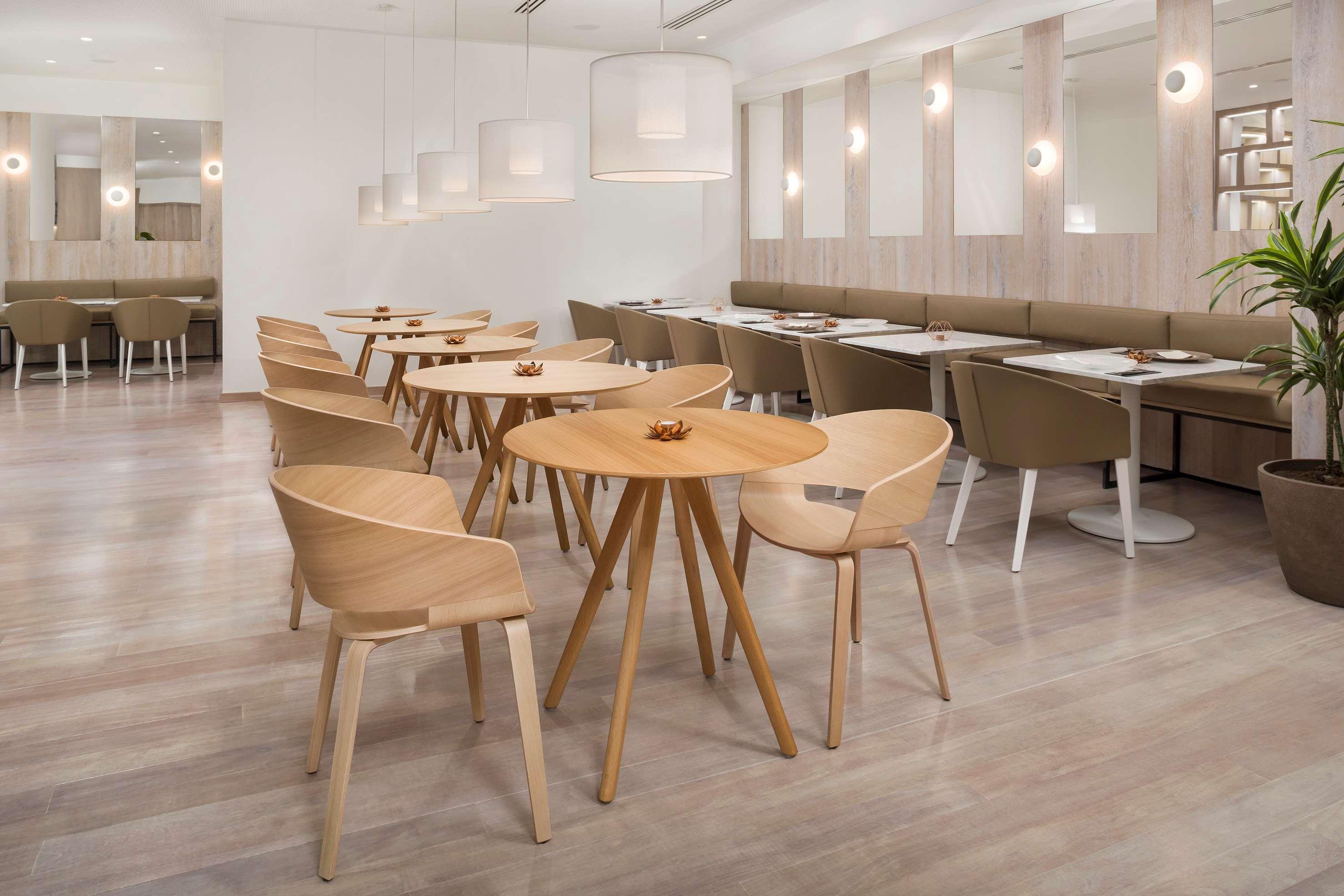 The Level At Melia Sevilla מראה חיצוני תמונה
