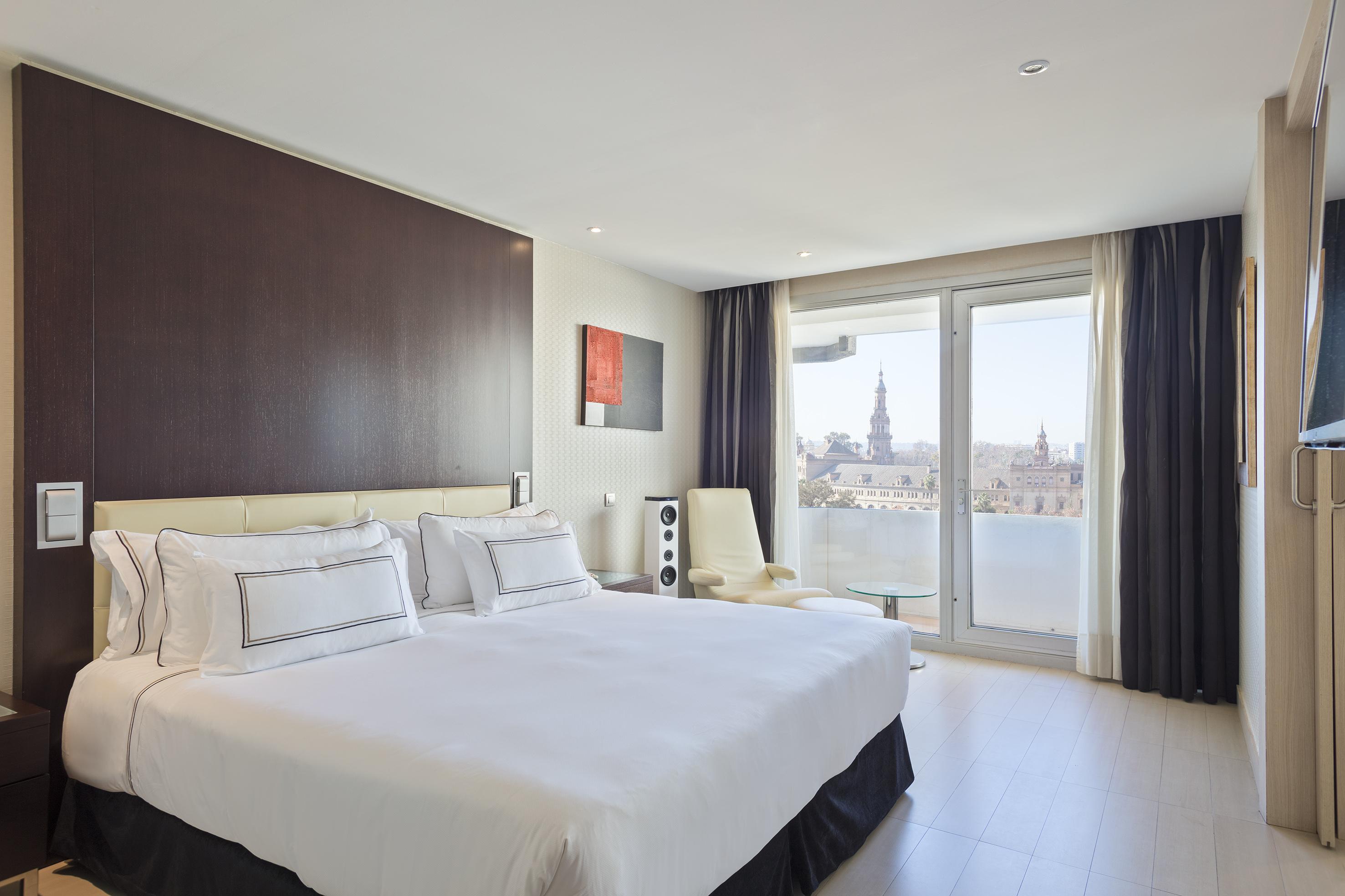 The Level At Melia Sevilla מראה חיצוני תמונה