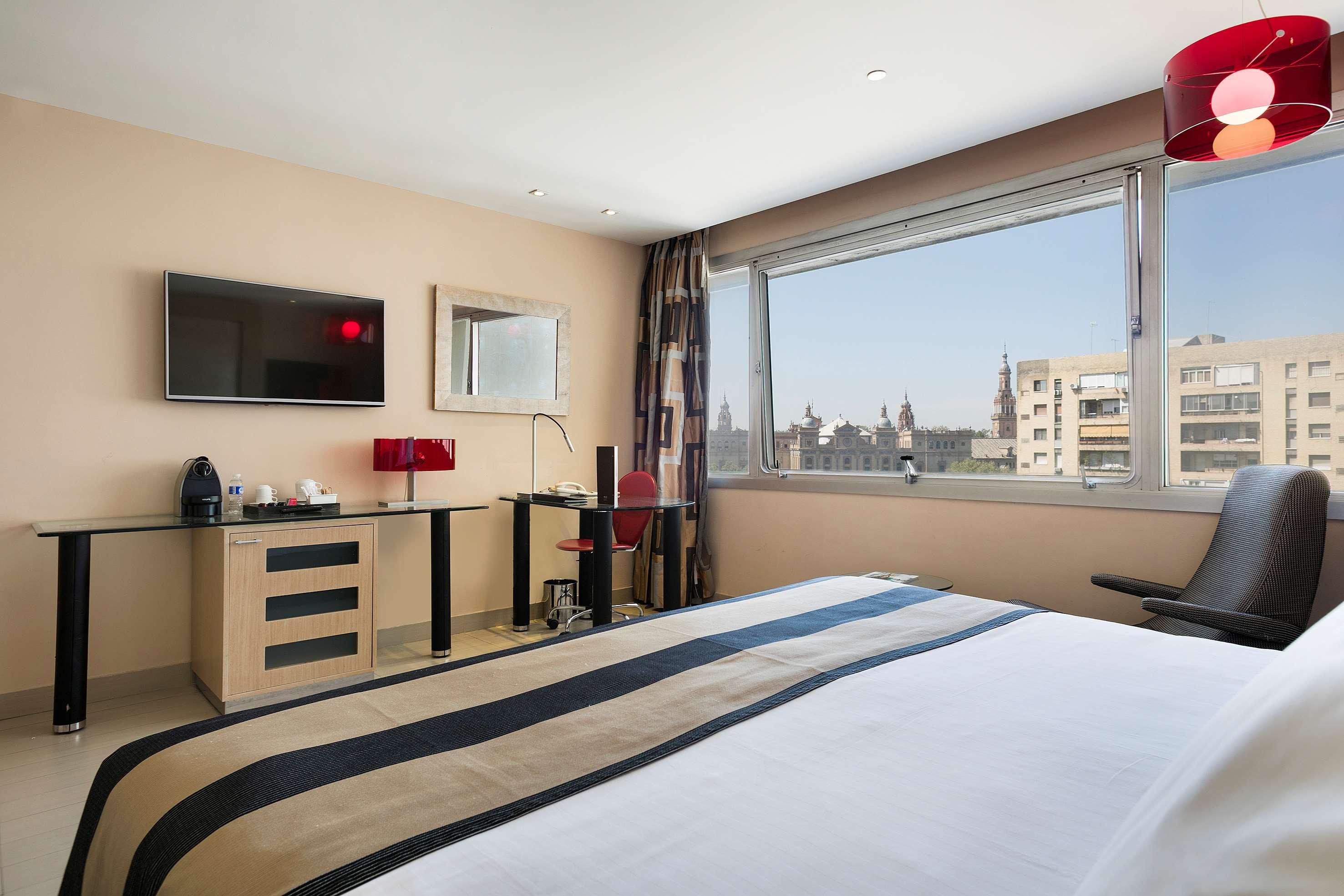 The Level At Melia Sevilla מראה חיצוני תמונה