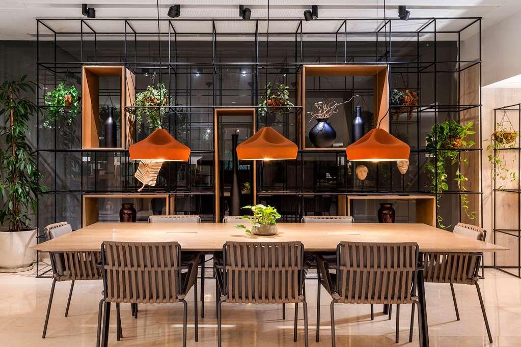 The Level At Melia Sevilla מראה חיצוני תמונה